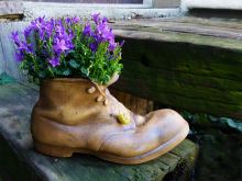 Keramický květináč - vysoká bota 26 x 13 cm