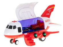 Hasičský transportní letoun stříkající vodu