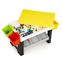 Hrací stůl, skládací kostky pro děti