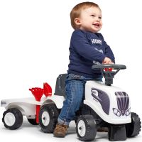 FALK Traktor Baby Valtra White s přívěsem + příslušenství od 1 roku