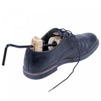 Genius Ideas GI-065501: 1 Piece Men Wooden Shoe Stretcher