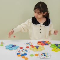 Dřevěná hra VIGA Barvy Paví ocas Montessori + karty