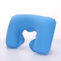 Nafukovací modrý nafukovací cestovní polštář