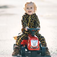 FALK Traktor Baby Mac Cormick Red s přívěsem + příslušenství od 1 roku